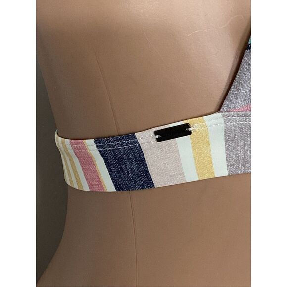 New O’Neill stripe bikini top. XS. MSRP$62 - Picture 6 of 9